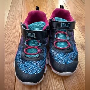 Everlast girls'  size 12 sneakers